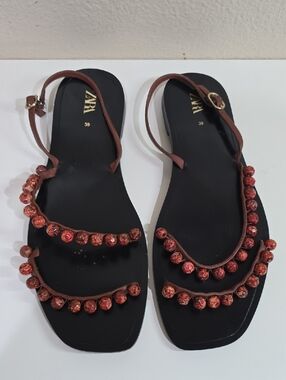 Zara Black Footbed Brown Beaded Strap Sandals